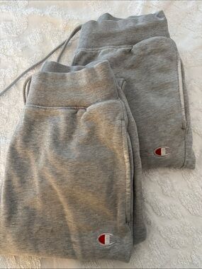 Champion joggers set of 2